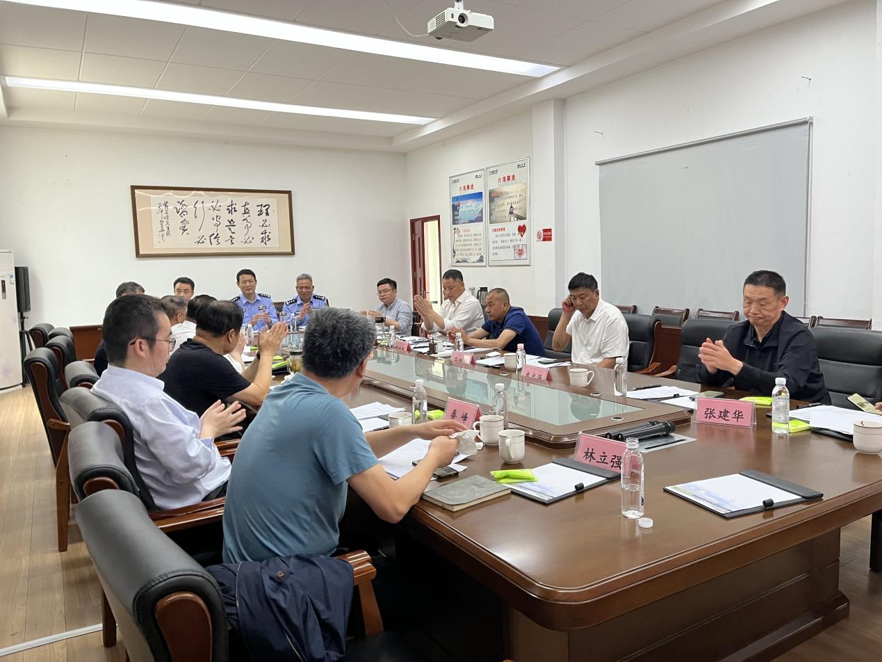 办公会3.jpg